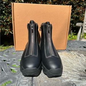 iRi Odele Black Zip Up Boots
